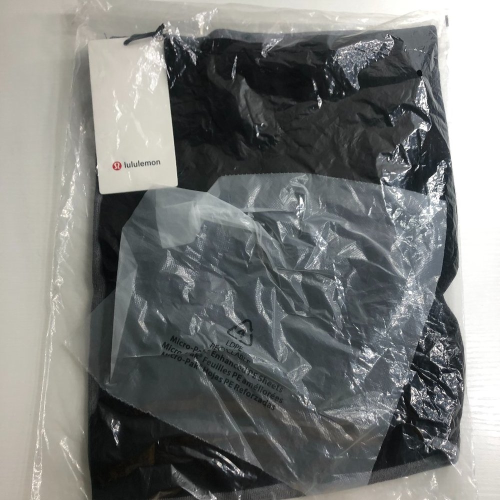 Lululemon Black and Gray Poncho/Scarf - Picture 5 of 8